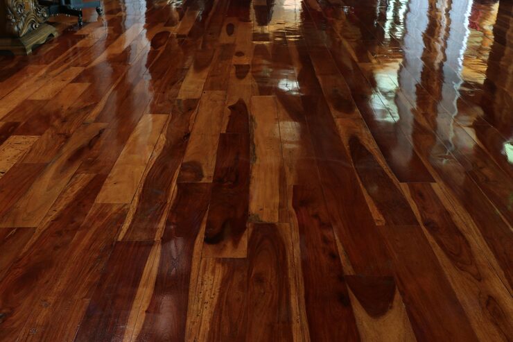 Brown Hardwood Floors With Shiny Lacquered Finish 49758 724 - Carpentry Pros